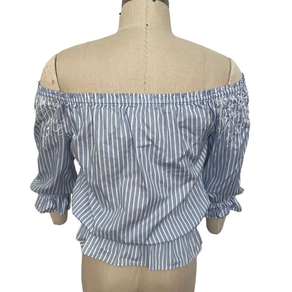 WHBM off the shoulder blouse with embroidered detail Size XS - Picture 6 of 9